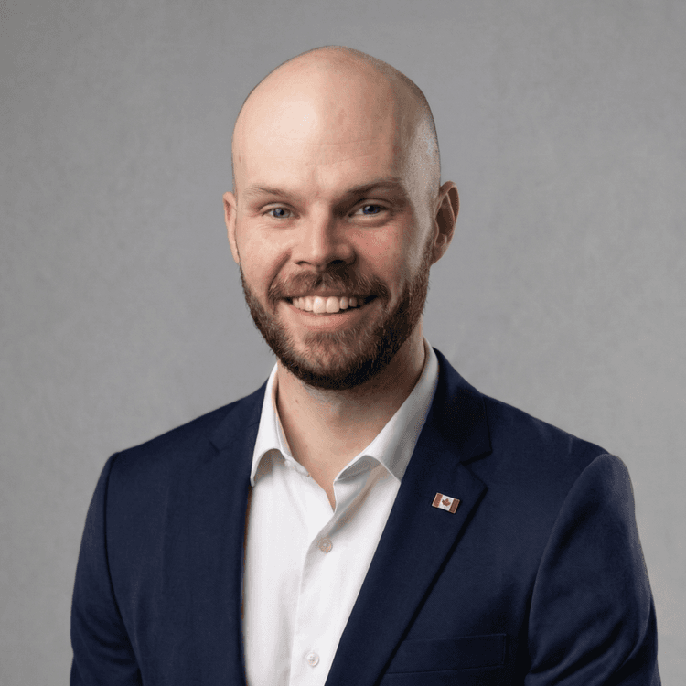 Cameron O'Brien - The Listing Dragon